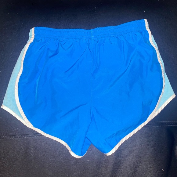 Girls Blue Dri-Fit NIKE Shorts Size M - Picture 4 of 4